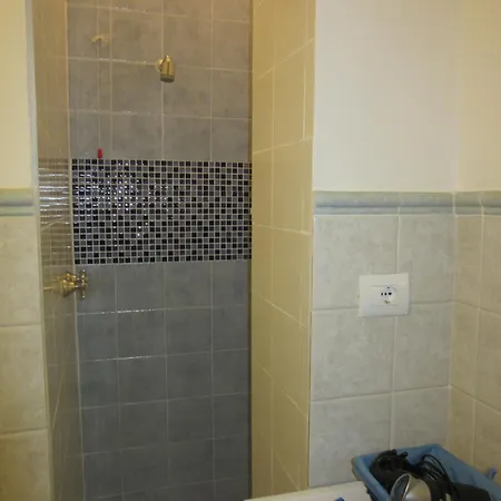I Tesori Del Centro Storico - Zona Via Della Cupa Guest house *