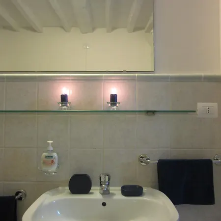 בית הארחה I Tesori Del Centro Storico - Zona Via Della Cupa 3*