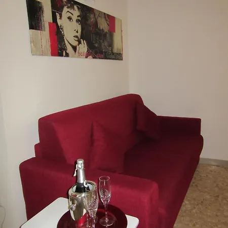 بيت ضيافة I Tesori Del Centro Storico - Zona Via Della Cupa بيرودجا