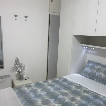 I Tesori Del Centro Storico - Zona Via Della Cupa בית הארחה