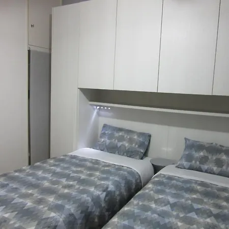 בית הארחה I Tesori Del Centro Storico - Zona Via Della Cupa 3*