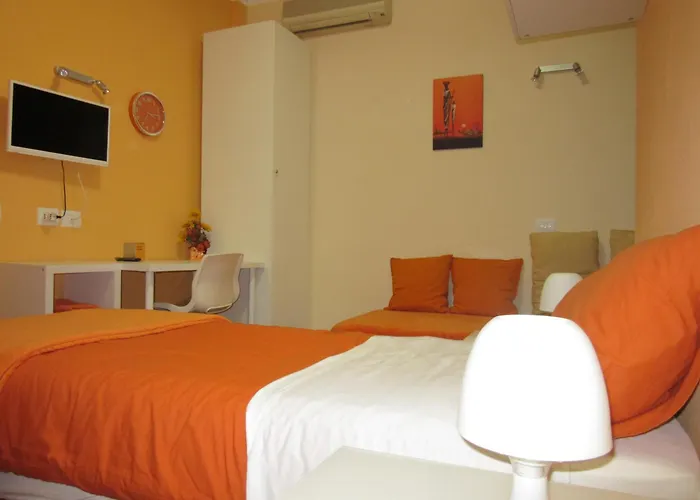 Casa de hóspedes I Tesori Del Centro Storico - Zona Via Della Cupa 3*