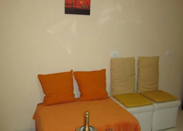 Casa de hóspedes I Tesori Del Centro Storico - Zona Via Della Cupa 3*