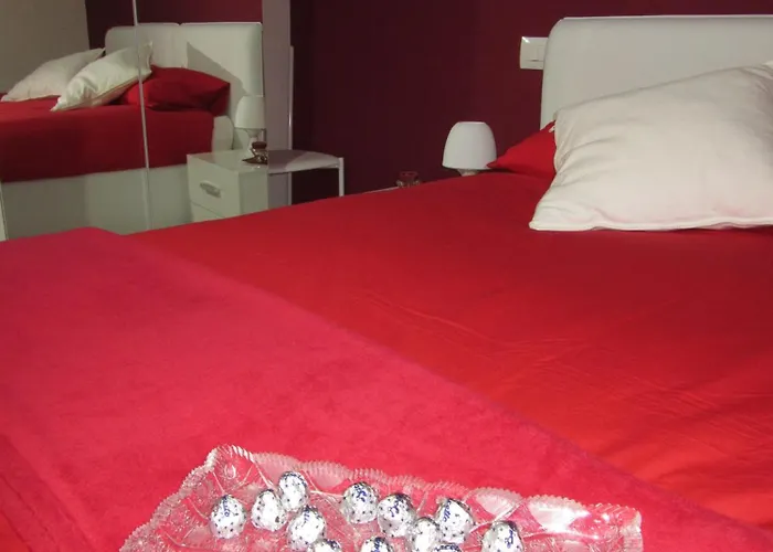 I Tesori Del Centro Storico - Zona Via Della Cupa 3*