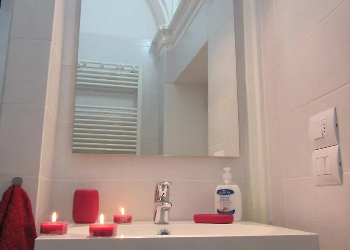 I Tesori Del Centro Storico - Zona Via Della Cupa Casa de hóspedes 3*